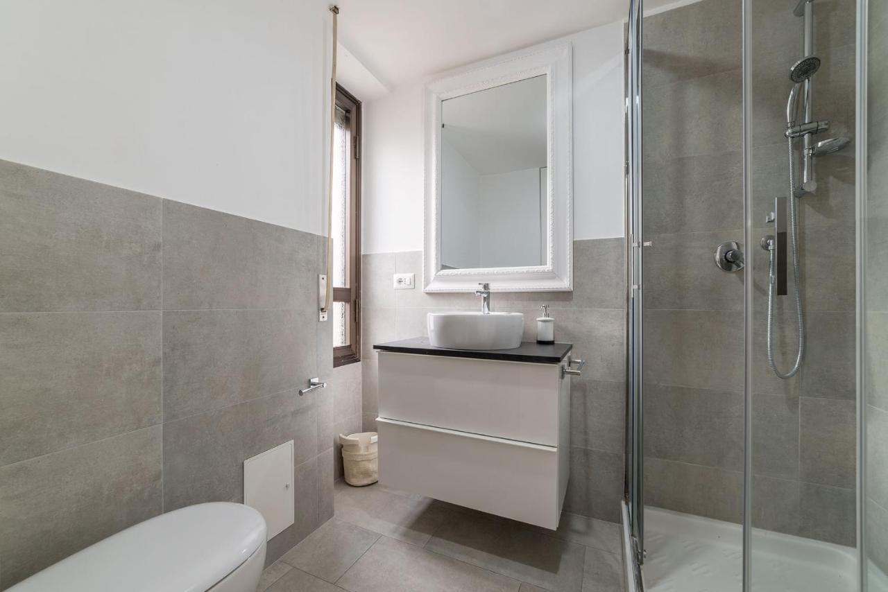 Sant'Angelo Modern Apartment Roma Exterior foto