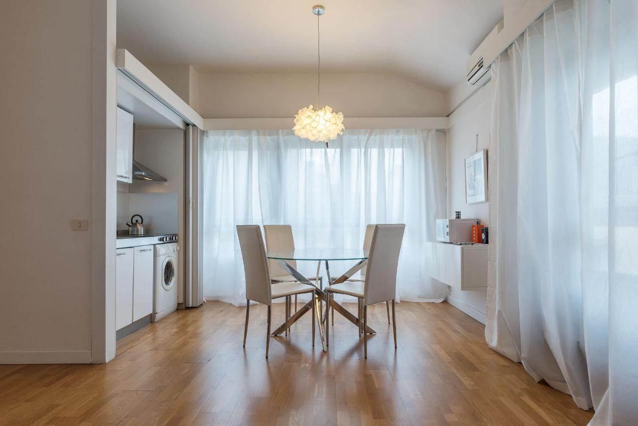 Sant'Angelo Modern Apartment Roma Exterior foto